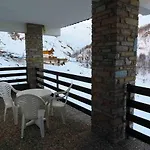 In Cervinia Due *